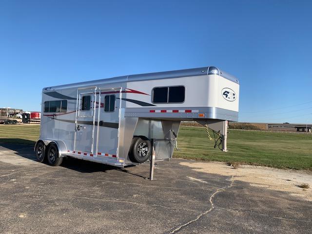 2022 4-Star Trailers 2 Horse Quiet RideTrailer 2022 4-Star Trailers 2 Horse Quiet RideTrailer