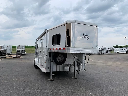 2006 Kiefer 3H LQ Horse Trailer 2006 Kiefer 3H LQ Horse Trailer