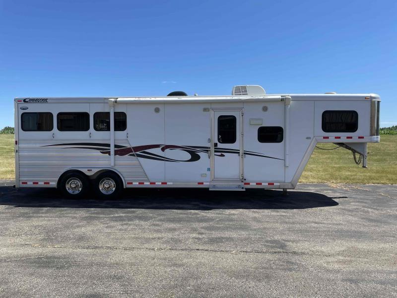 2012 Cimarron Trailers 3H LQ Horse Trailer 2012 Cimarron Trailers 3H LQ Horse Trailer