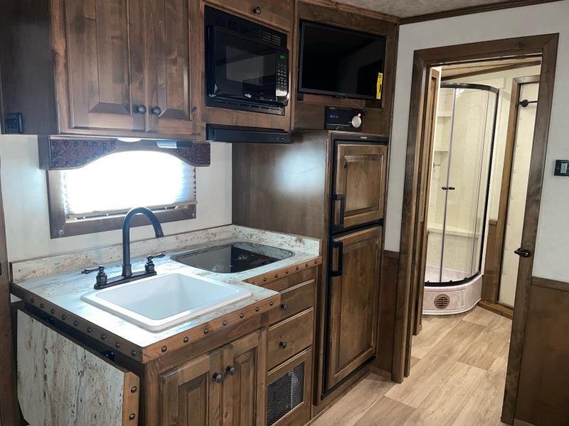 new Horse Trailers 4-Star Trailers  for sale, in Randolph, MN Thumbnail 14