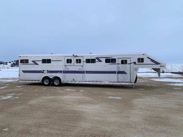 1995 4-Star Trailers 6H Hd to Hd Horse Trailer 1995 4-Star Trailers 6H Hd to Hd Horse Trailer