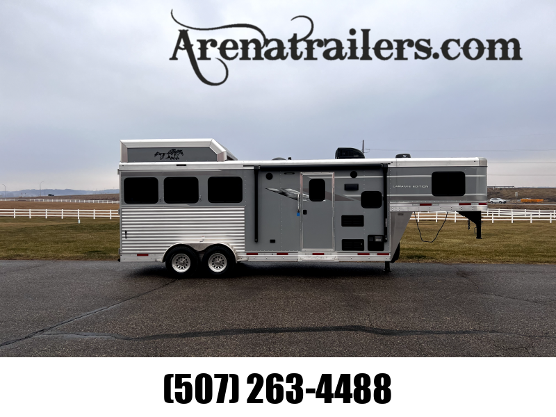 Horse Trailers Arena Trailer Sales MN Horse Trailer Dealer in