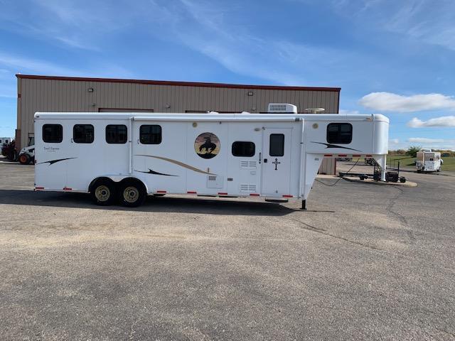 2010 Bison Trailers 4 Horse Trailer 2010 Bison Trailers 4 Horse Trailer