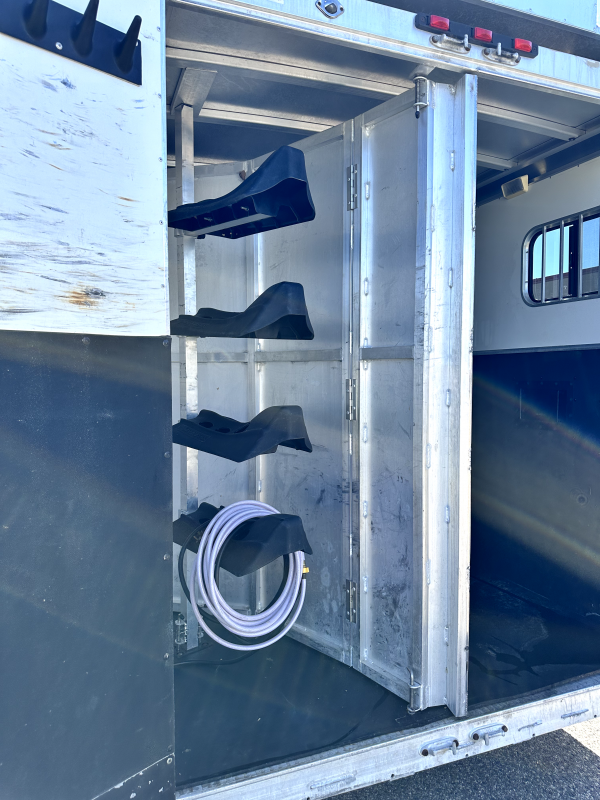 used Horse Trailers Exiss Trailers  for sale, in Randolph, MN Thumbnail 7