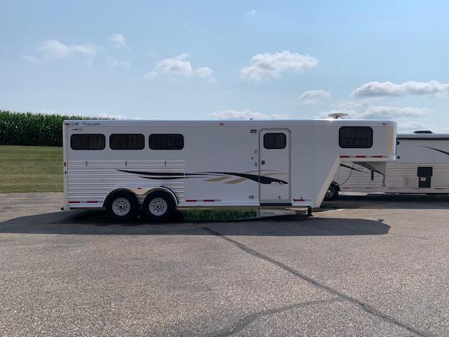 2004 Cimarron Trailers 3 Horse PRICE REDUCED 2004 Cimarron Trailers 3 Horse PRICE REDUCED