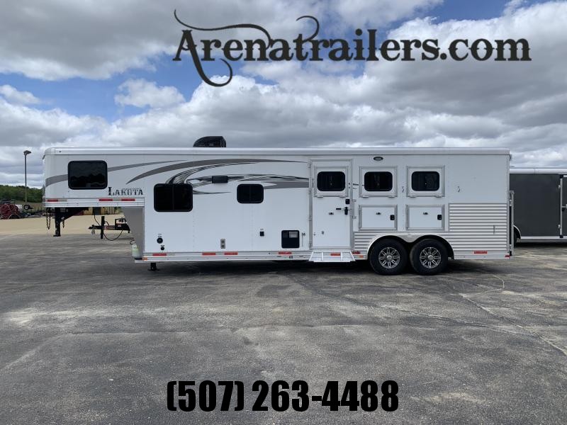 2017 Lakota Charger 3H LQ Horse Trailer 2017 Lakota Charger 3H LQ Horse Trailer