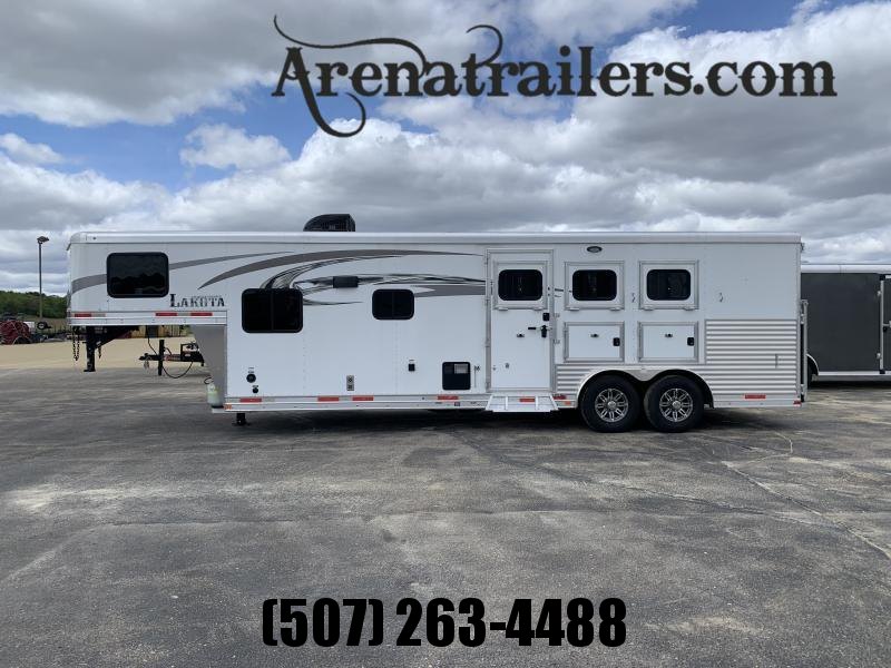 2017 Lakota Charger 3H LQ Horse Trailer 2017 Lakota Charger 3H LQ Horse Trailer