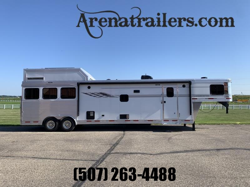 2022 SMC Horse Trailers 3 Horse 16' LQ Horse Trailer 2022 SMC Horse Trailers 3 Horse 16' LQ Horse Trailer