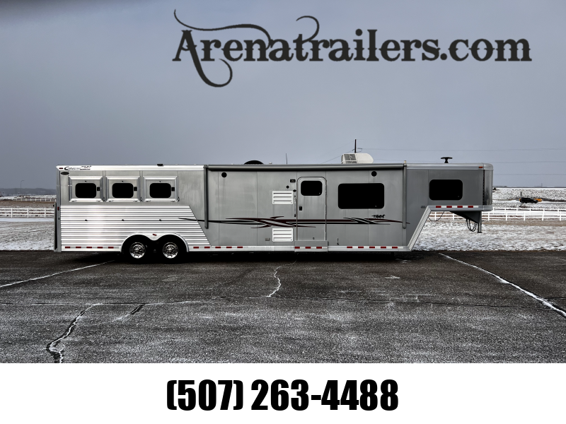 Horse Trailers Arena Trailer Sales MN Horse Trailer Dealer in
