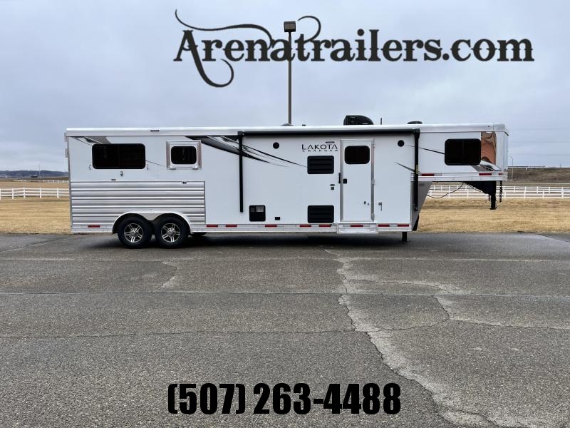 2022 Lakota 2H LQ Horse Trailer 0239 2022 Lakota 2H LQ Horse Trailer 0239