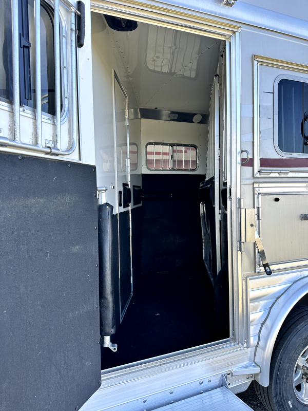 used Horse Trailers 4-Star Trailers  for sale, in Randolph, MN Thumbnail 4