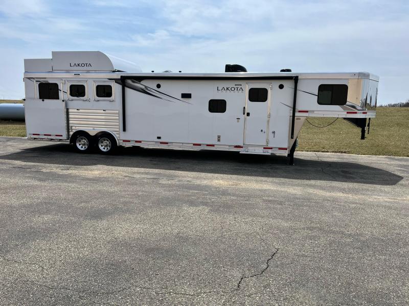 2022 Lakota Charger Horse Trailer 4327 Horse Trailers For Sale Near Me