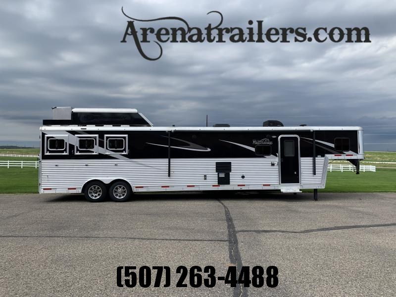 2016 Bison Trailers 19' Premier LQ Horse Trailer 2016 Bison Trailers 19' Premier LQ Horse Trailer