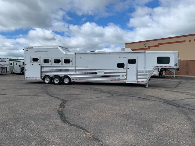 Cimarron 2020 4H LQ Horse Trailer Cimarron 2020 4H LQ Horse Trailer