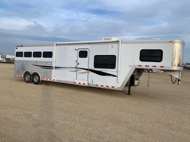 2006 Cimarron Trailers 4H LQ Horse Trailer 2006 Cimarron Trailers 4H LQ Horse Trailer