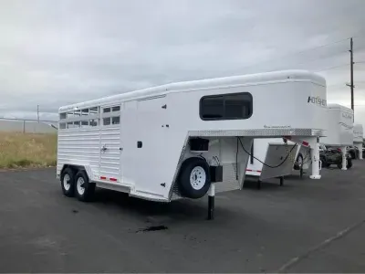 2027 Trails West Manufacturing Hot Shot 17' GN (12' + 5') GN Straight Tack Pkg. w/ Hydraulic jack