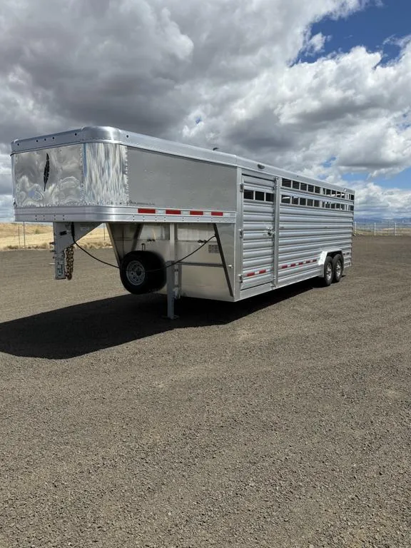 2026 Featherlite