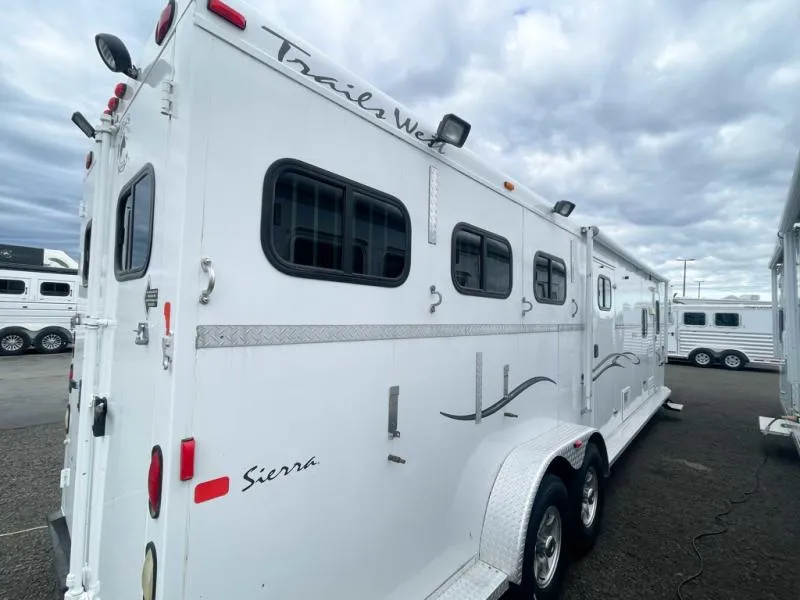 Trailer Image