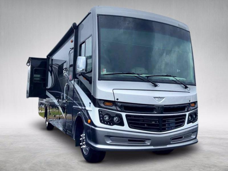 2021 Fleetwood RV BOUNDER 35K 2021 Fleetwood RV BOUNDER 35K