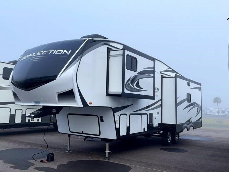 2022 Grand Design RV REFLECTION 303RLS 2022 Grand Design RV REFLECTION 303RLS