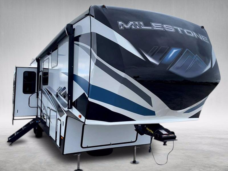 2021 Heartland RV MILESTONE 326RL 2021 Heartland RV MILESTONE 326RL