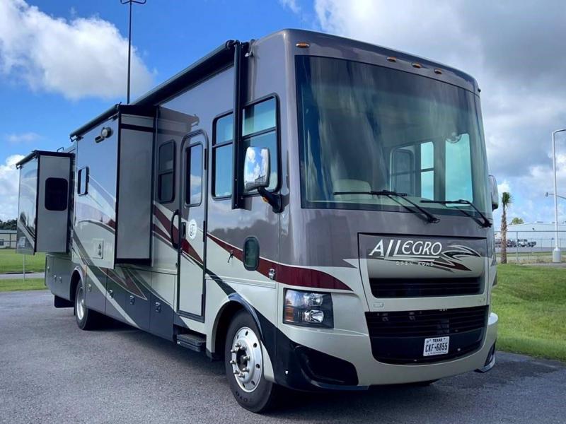 2013 Tiffin Motorhomes OPEN ROAD 34TGA 2013 Tiffin Motorhomes OPEN ROAD 34TGA