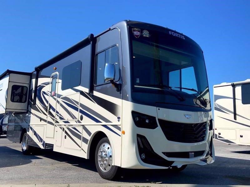 2021 Fleetwood RV Fortis 32RW 2021 Fleetwood RV Fortis 32RW