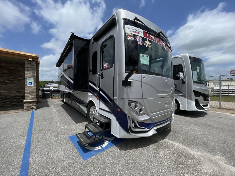 2022 Fleetwood RV FRONTIER 36SS 2022 Fleetwood RV FRONTIER 36SS