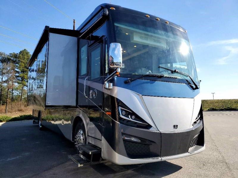 2021 Tiffin Motorhomes PHAETON 40 IH 2021 Tiffin Motorhomes PHAETON 40 IH