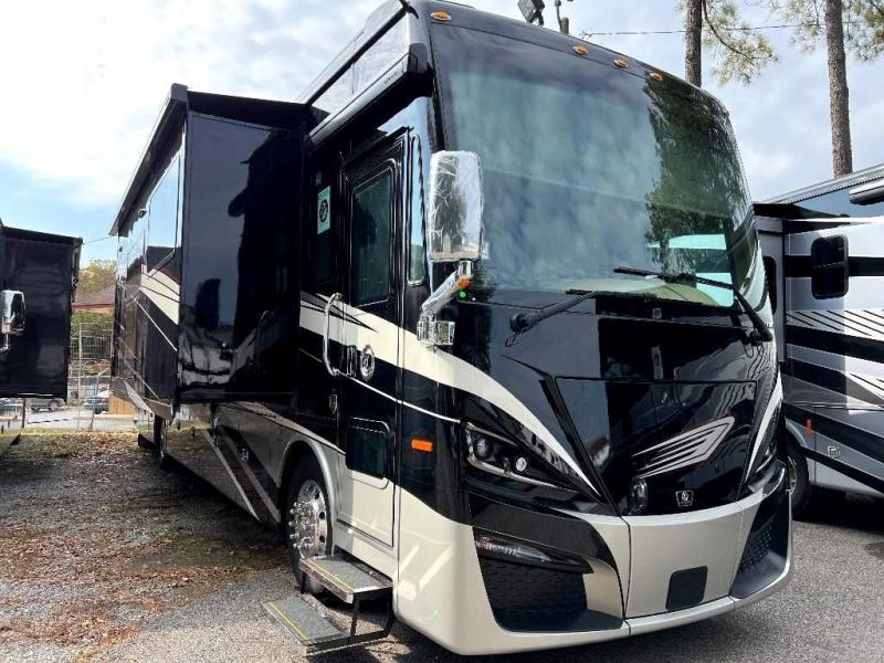 2023 Tiffin Motorhomes PHAETON 40 IH 2023 Tiffin Motorhomes PHAETON 40 IH