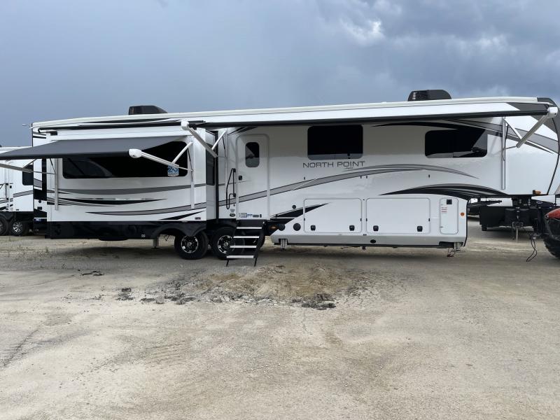 2022 Jayco NORTH POINT 377RLBH 2022 Jayco NORTH POINT 377RLBH