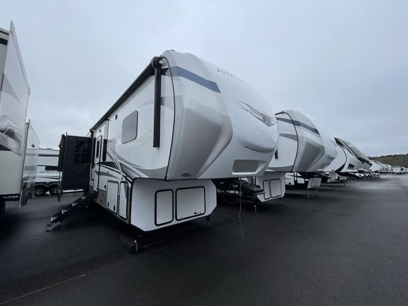 2022 Keystone RV AVALANCHE 338GK 2022 Keystone RV AVALANCHE 338GK