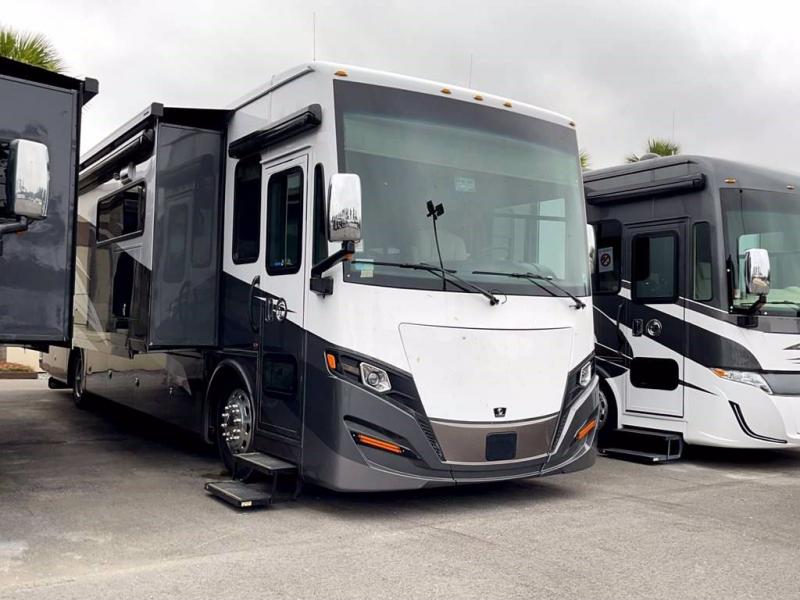 2022 Tiffin Motorhomes ALLEGRO RED 38 KA 2022 Tiffin Motorhomes ALLEGRO RED 38 KA