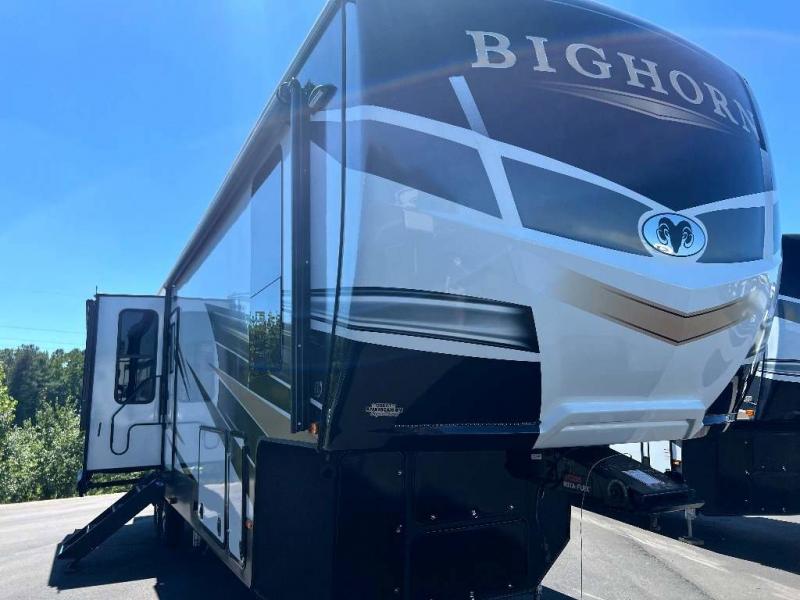 2022 Heartland RV BIGHORN 3502SB 2022 Heartland RV BIGHORN 3502SB
