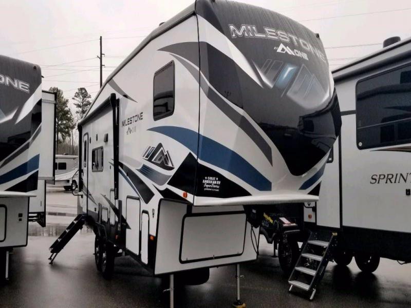 2021 Heartland RV MILESTONE 28BH 2021 Heartland RV MILESTONE 28BH