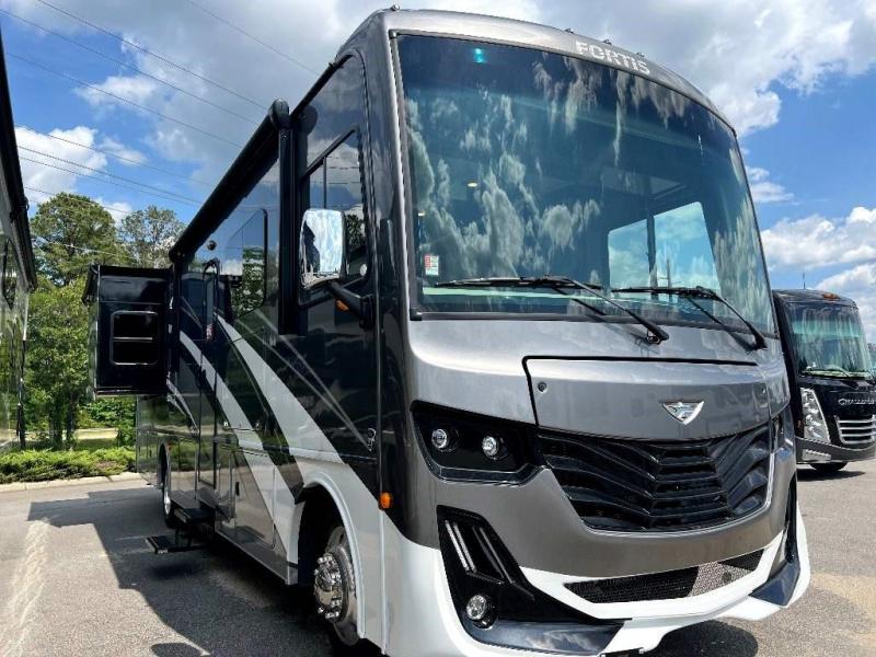 2021 Fleetwood RV FORTIS 33HB 2021 Fleetwood RV FORTIS 33HB