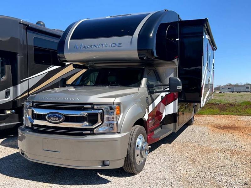 2022 Thor Motor Coach MAGNITUDE XG32 2022 Thor Motor Coach MAGNITUDE XG32