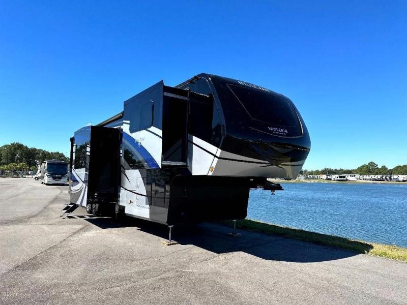 2023 Vanleigh RV BEACON 41FLB 2023 Vanleigh RV BEACON 41FLB