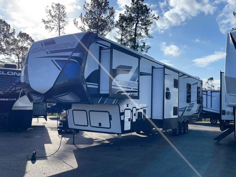 2022 Keystone RV CARBON 398 2022 Keystone RV CARBON 398