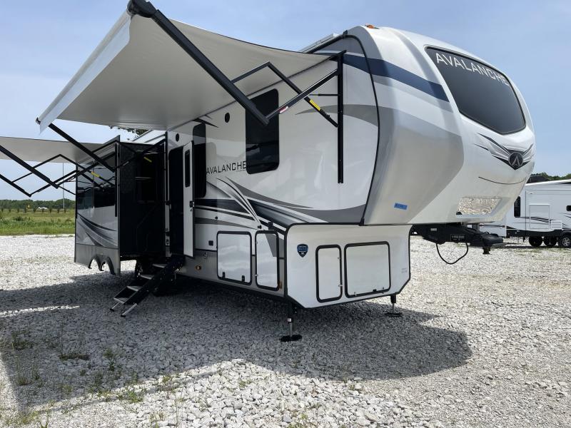 2022 Keystone RV AVALANCHE 312RS 2022 Keystone RV AVALANCHE 312RS