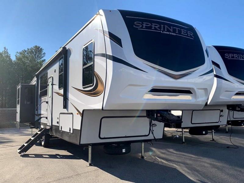 2022 Keystone RV SPRINTER 3530DEN 2022 Keystone RV SPRINTER 3530DEN