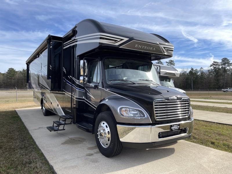2022 Entegra Coach ACCOLADE 37M 2022 Entegra Coach ACCOLADE 37M