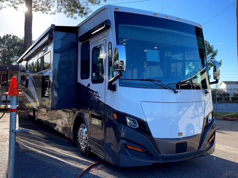 2022 Tiffin Motorhomes ALLEGRO RED 38 KA 2022 Tiffin Motorhomes ALLEGRO RED 38 KA