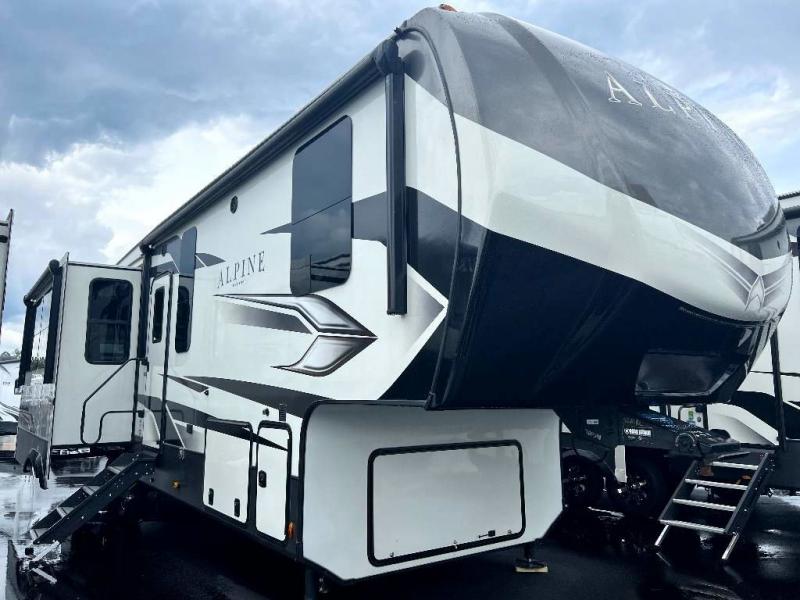 2022 Keystone RV ALPINE 3220RL 2022 Keystone RV ALPINE 3220RL