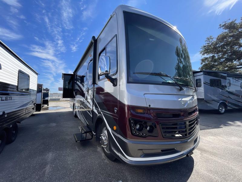 2022 Fleetwood RV BOUNDER 35K 2022 Fleetwood RV BOUNDER 35K