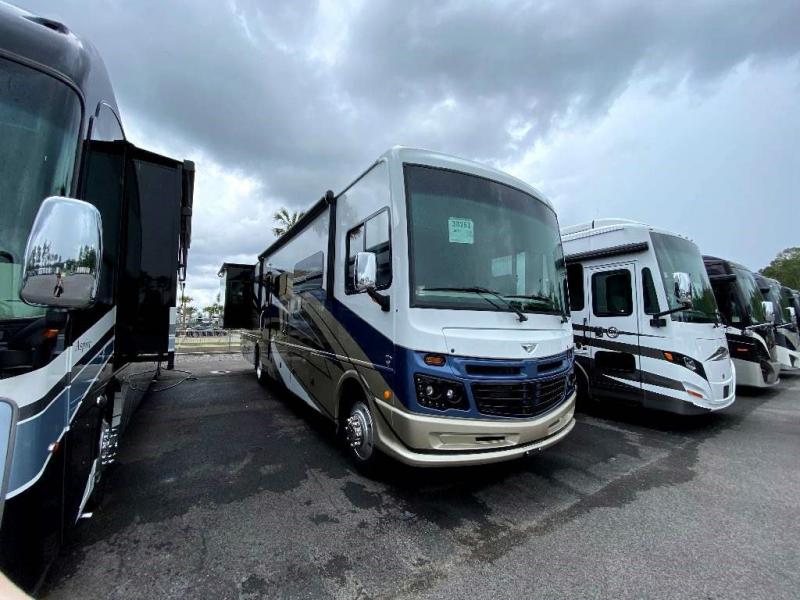 2023 Fleetwood RV BOUNDER 35GL 2023 Fleetwood RV BOUNDER 35GL