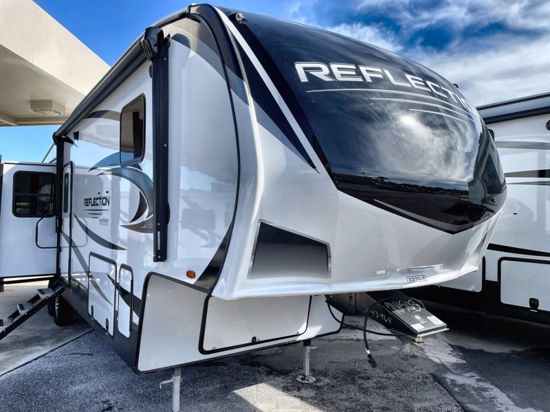 2022 Grand Design RV REFLECTION 337RLS 2022 Grand Design RV REFLECTION 337RLS