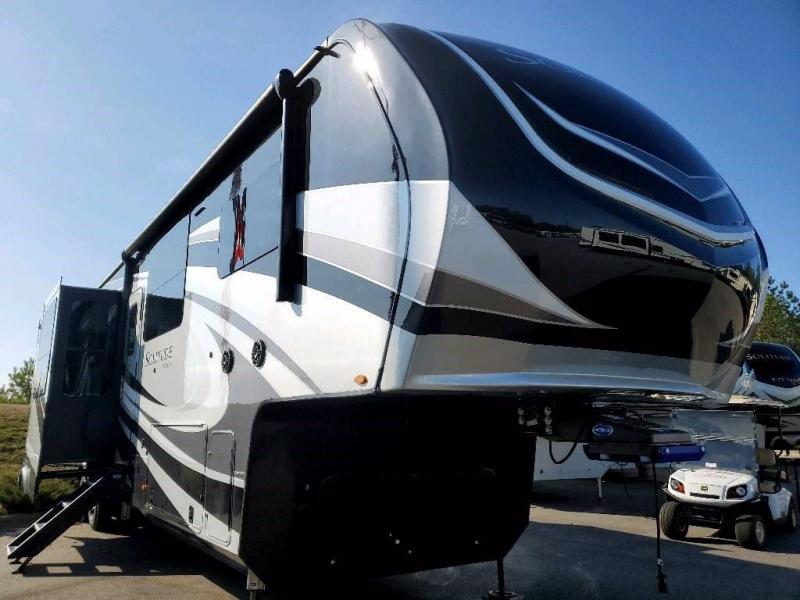 2021 Grand Design RV SOLITUDE 390RK-R 2021 Grand Design RV SOLITUDE 390RK-R