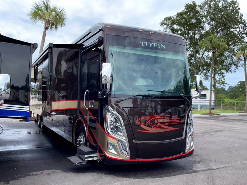 2020 Tiffin Motorhomes ZEPHYR 45 PZ 2020 Tiffin Motorhomes ZEPHYR 45 PZ