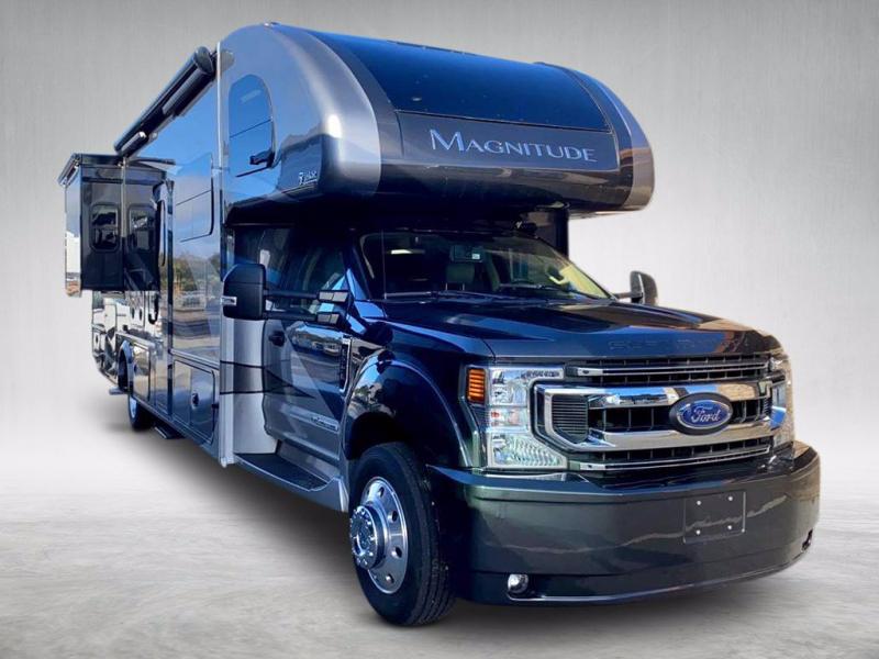 2021 Thor Motor Coach MAGNITUDE BH35 2021 Thor Motor Coach MAGNITUDE BH35